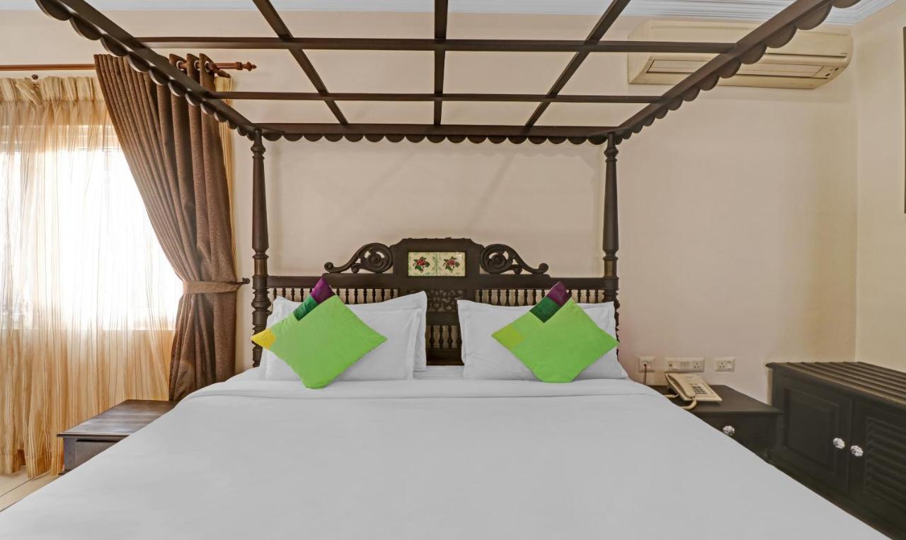 Treebo Anchor Inn Kochi Екстериор снимка